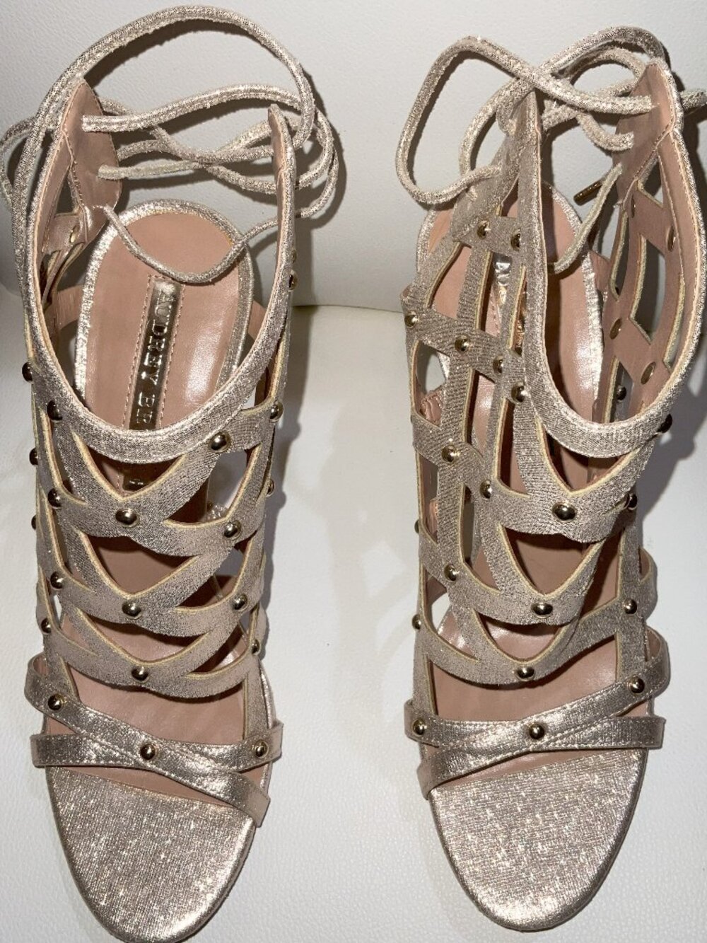Audrey Brooke Gladiator Gold Metallic Studded Tie Back Heels Women’s Size 8.5